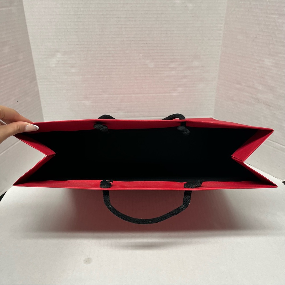Carolina herrera empty large red shopping bag gift bag designer packaging decor - Picture 6 of 10